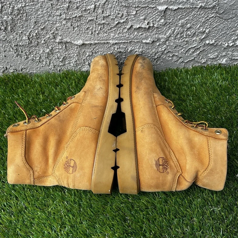 Timberland Boots Men Size 10 high top wheat boots casual hiking combat Lace